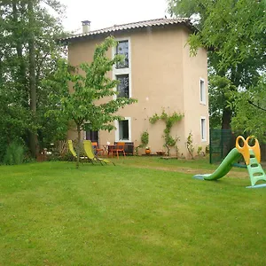 gite-au-martin-pecheur.hotels-rhonealpes.com/